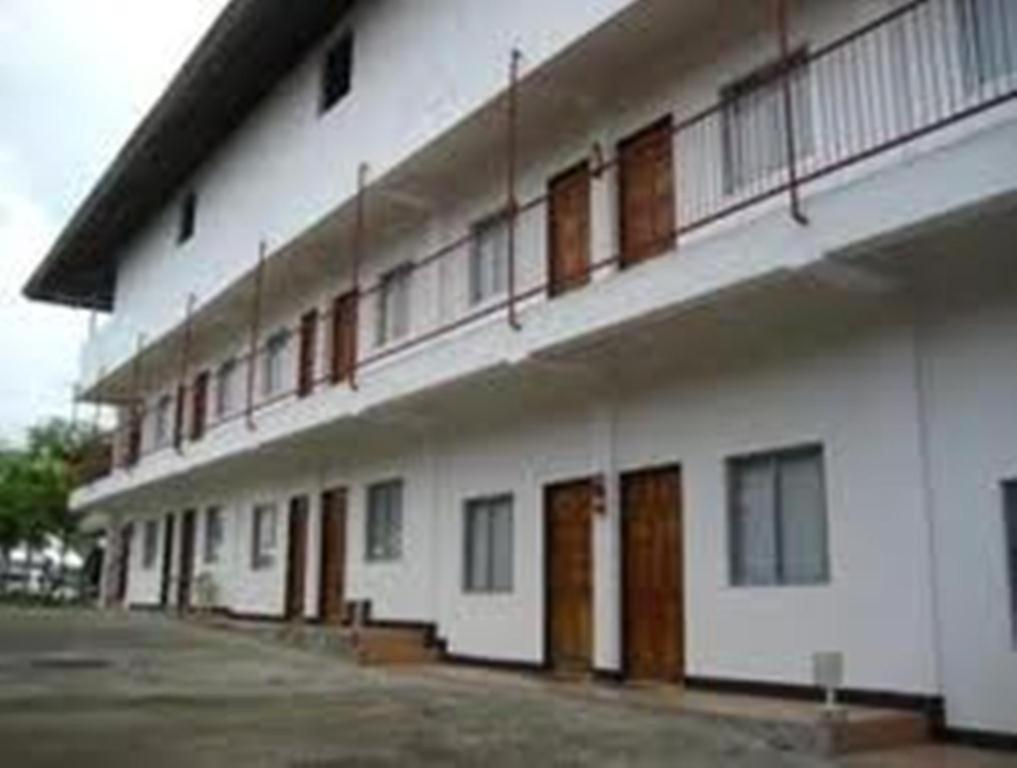 פנגלאו Ladaga Inn & Restaurant מראה חיצוני תמונה