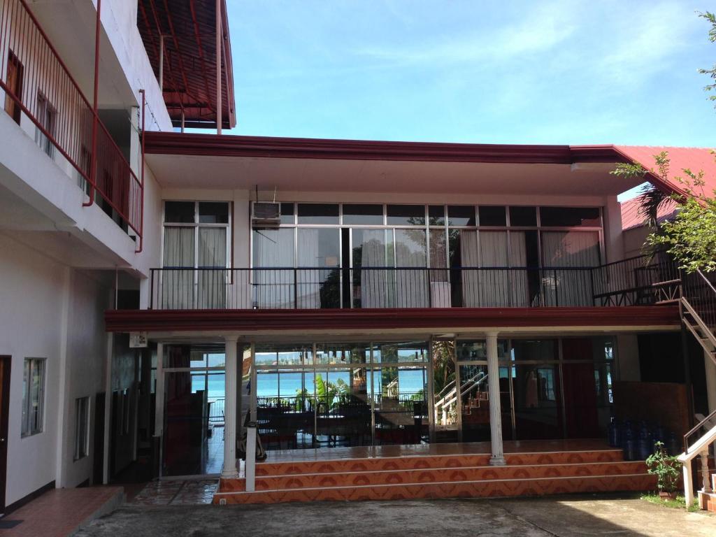 פנגלאו Ladaga Inn & Restaurant מראה חיצוני תמונה