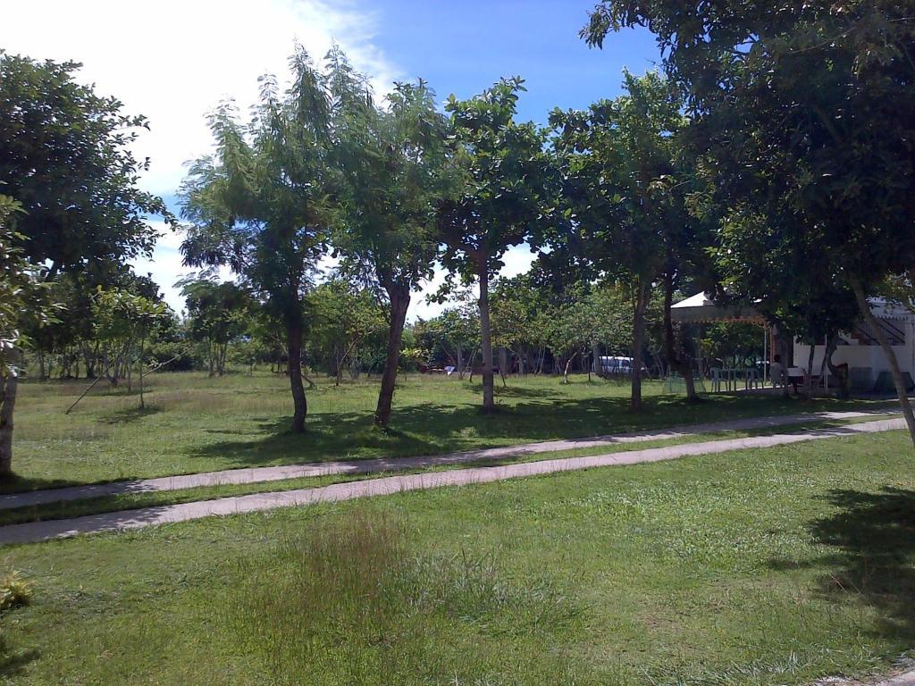 פנגלאו Ladaga Inn & Restaurant מראה חיצוני תמונה