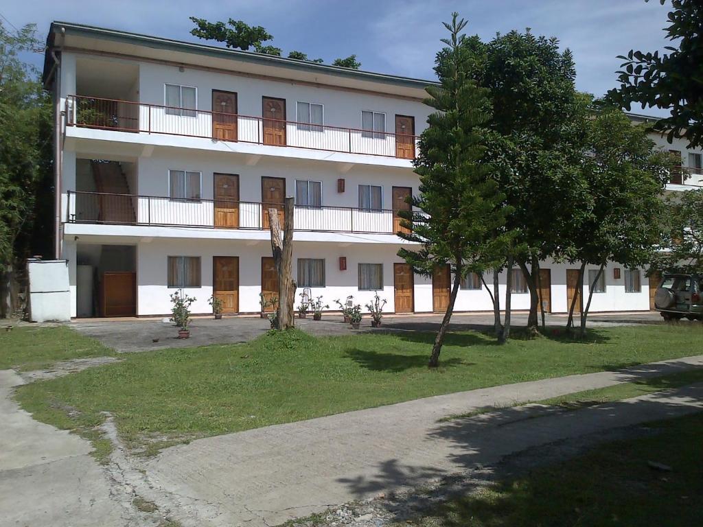 פנגלאו Ladaga Inn & Restaurant מראה חיצוני תמונה